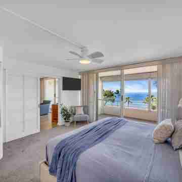 Rare Penthouse Ocean View Unit 3bd/2bth Upgraded Rooms