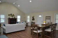 Guesthouse in Lawrence Township, New Jersey, United States Hotels in Lawrence Township