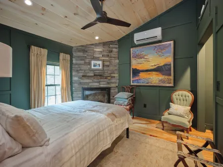 Private 2-bedroom Storybook cottage with WiFi in Stockton - 5 Stars! Отели рядом с достопримечательностью «New Hope-Lambertville Toll Bridge»