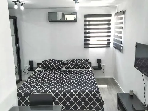 Apartments Dora 2Studio50m from the sea!