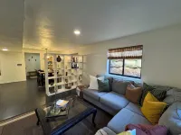 Rustic luxe Hideaway-near Beautiful American Fork Canyon! Hotels in Highland