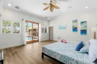 The Tiki House! Heated Pool, Close to the Beach! - Kylpyammeita