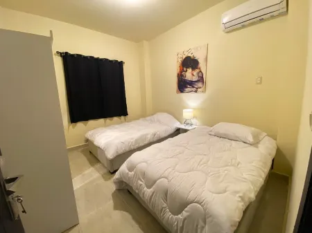 Luxury ground chalet in LaSirena NorthCoast. Отели в г. Qesm Ad Dabaah