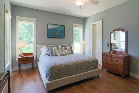 Lakefront Private Beach Luxury Home on Cedar Creek Lake