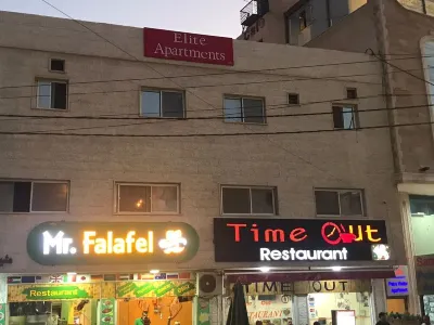 Cheerful 5-bedrooms Apartment -10 min to Petra Hotels in 