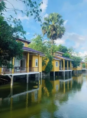 The Pond Residence #3