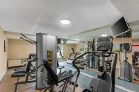 Quality Inn & Suites - Gym