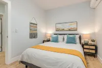 Exquisite Honeygold Apartment-2 Bedrooms