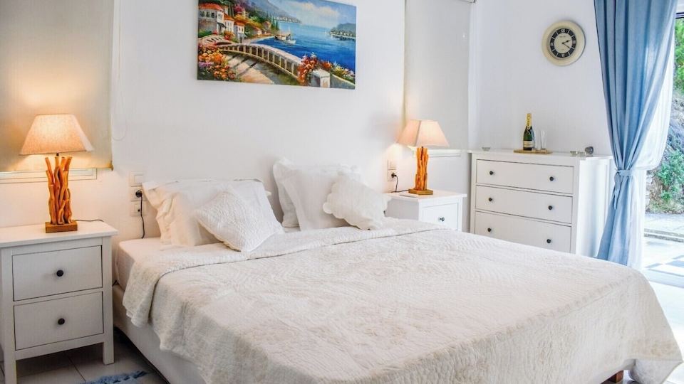Cosy villa with a wonderful view of Skiathos town