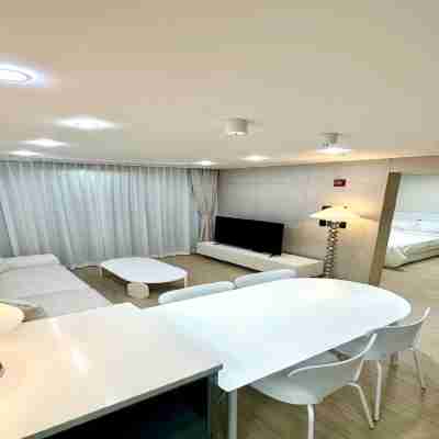 더 노벰버 스테이 구리역점 Rooms