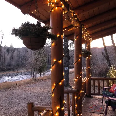 Private Riverfront Hygge Cabin