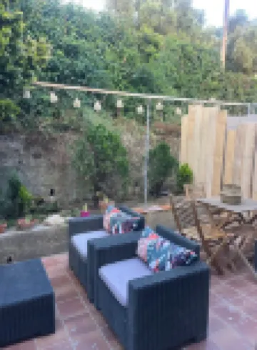 House + terrace in chic jungle setting on a charming peninsula Hotels in Saint-Mandrier-sur-Mer