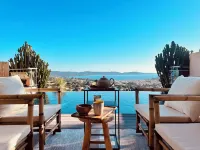 Charming farmhouse with infinity pool and magnificent panoramic sea view