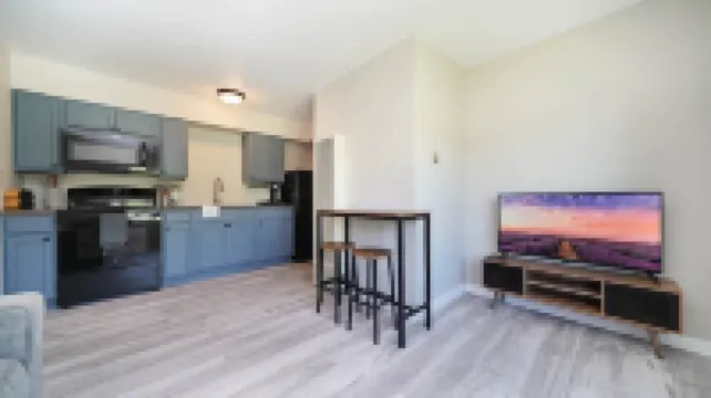 Cozy Updated Apartment Walking Distance to Downtown Fruita