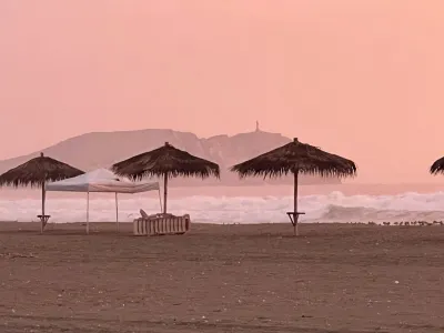 Beautiful sunsets front beach view ,peaceful Hotels in 