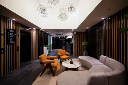 Hotel METEOR Отели рядом с достопримечательностью «Вусонский университет Восточный Кампус»