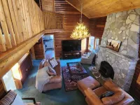 Cozy spacious cabin in Beautiful Wrightwood Hotels in Wrightwood