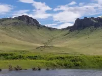 High End Lodging for Medium to Large Groups in the Canyon of the Missouri River!