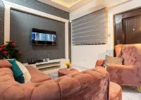 Nhyira by Judisol Apartments. Your Home Away From Home! Hotel a Atebubu-Amantin