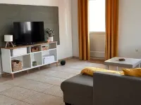 Modern living with a panoramic view of the Rhine - Spacious and bright Hotels in Remagen