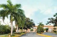 Charming 2-bedroom property, in Exclusive gated community