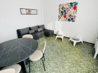 Mamisà Schio center, Apartment with private parking Hotels in Schio