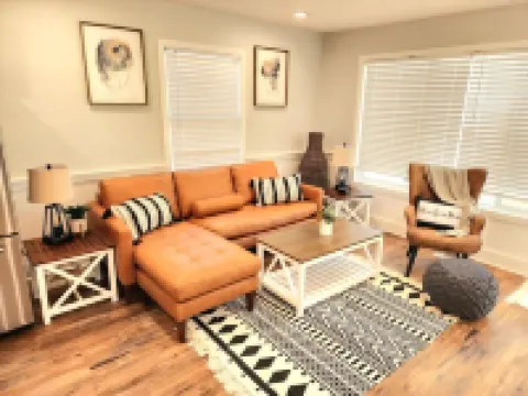 Fantastic 3-bedroom house with AC in Newburgh/Evansville