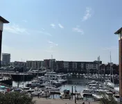 Modern Marina View Retreat | 3BR | Free Parking | Waterfront Bliss