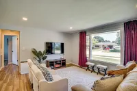 Large Backyard, Walk to Hospital: Sheboygan Abode! Hotels in Sheboygan