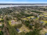 "Aman" - 700m to the Fjord Hotels in Hojslev