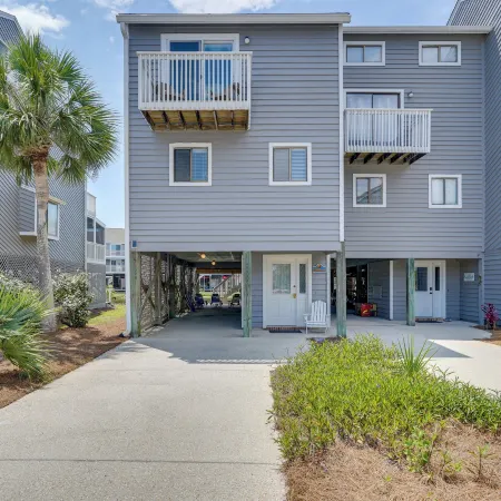 Cape San Blas Gem: Walk to Beach & Pool!