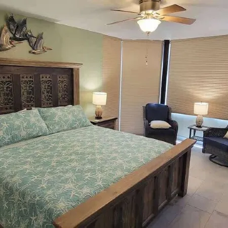 Beachfront Hotspot - New Furnishings - Pool - 1st Floor