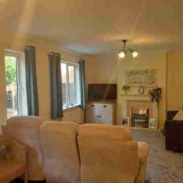 3 Bed House - Sleeps 5 - Pets - Parking Others