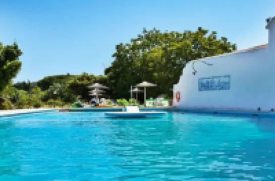 ตูริม คลับ ดาเซไตโอ โฮเทล