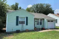 James’ Modern Cheerful Home!