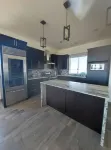 New Luxurious 4bdr/4 bath house 3 min walk to the beach with balcony and terrace
