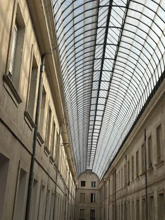 Beautiful renovated apartment in the heart of Carpentras