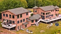 Bear Mountain Lodge Hotel a 