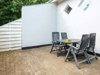 8 person holiday home in Ulfborg-By Traum