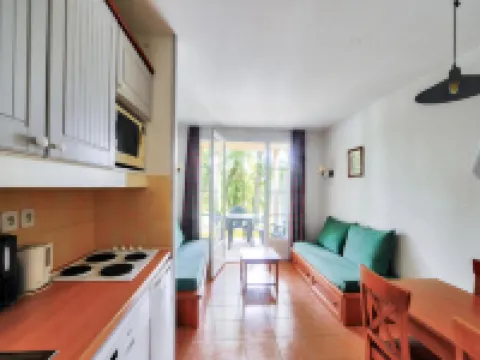 Apartment in Monflanquin by the Lake