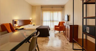 Apartamentos Vértice Bib Rambla アクオポリス周辺のホテル