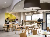 Aparthotel Adagio Access Colombes la Défense Hoteles en Colombes