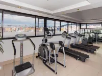 La Quinta by Wyndham Quito Отели рядом с достопримечательностью «Площадь Фоч»