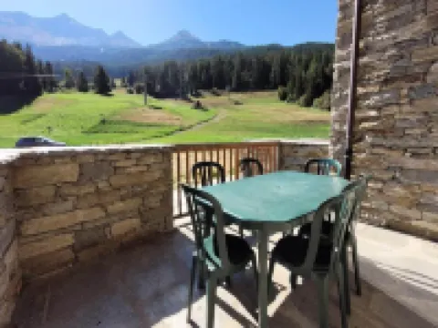 Apartment in Val-Cenis with Ski-in/Ski-Out
