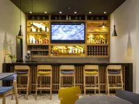 Ibis Quito - ที่มีบาร์