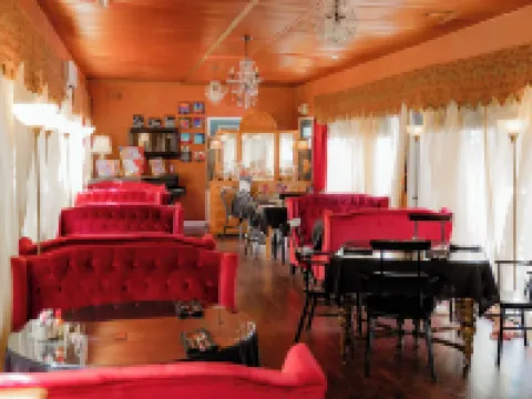 Montgomery Inn BnB Hotels in Versailles