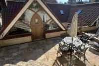 1 Bed Suite - Sleeps 2 Patio Parking & Wifi Hotels in St Brelade