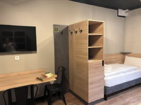 Das Schlafwerk Köln-Messe Hotels in der Nähe von U-Bahnhof Vingst