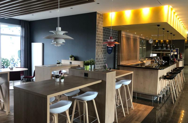Holiday Inn Express Frankfurt Messe photo 3