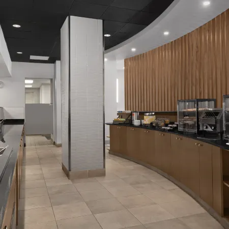Hilton Garden Inn Denver Downtown